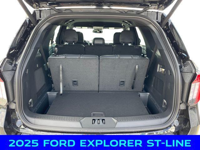 new 2025 Ford Explorer car, priced at $47,250