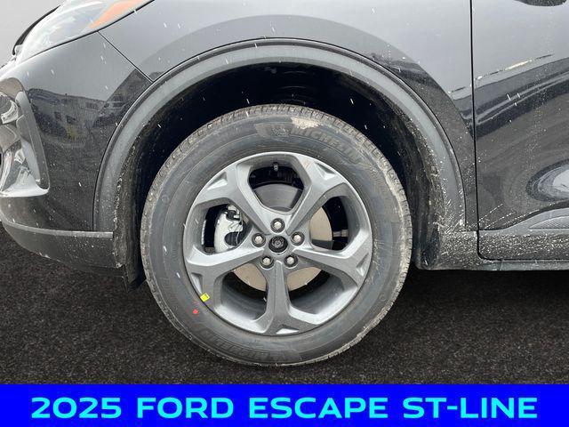 new 2025 Ford Escape car, priced at $31,500