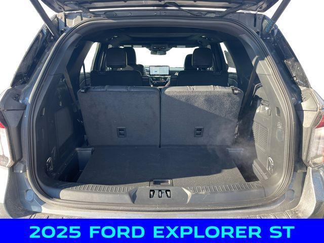 new 2025 Ford Explorer car, priced at $58,750