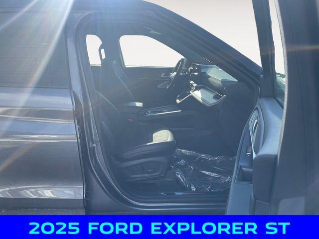 new 2025 Ford Explorer car, priced at $58,750