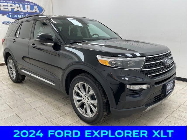 new 2024 Ford Explorer car, priced at $45,250