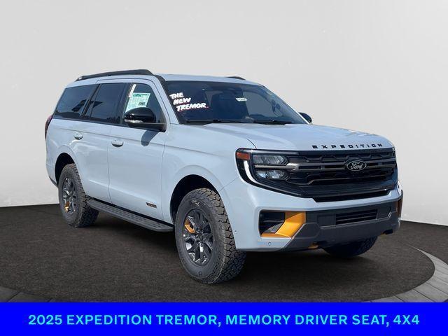 new 2025 Ford Expedition car, priced at $82,750