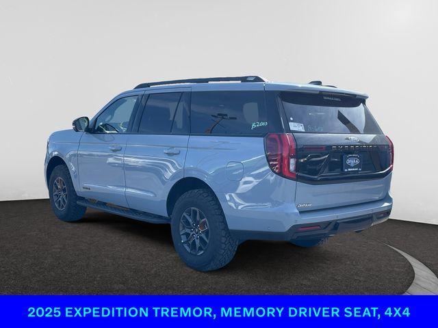 new 2025 Ford Expedition car, priced at $82,750