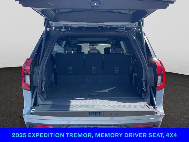 new 2025 Ford Expedition car, priced at $82,750
