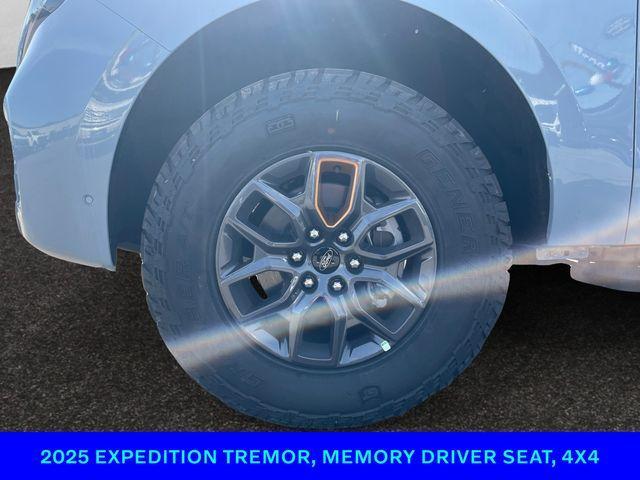 new 2025 Ford Expedition car, priced at $82,750