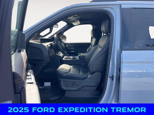 new 2025 Ford Expedition car, priced at $83,500
