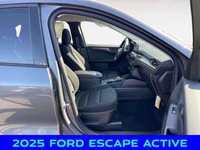 new 2025 Ford Escape car, priced at $29,500