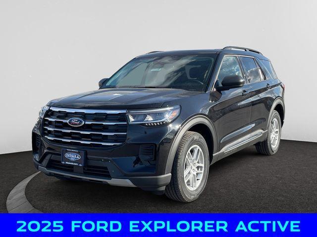 new 2025 Ford Explorer car, priced at $37,750