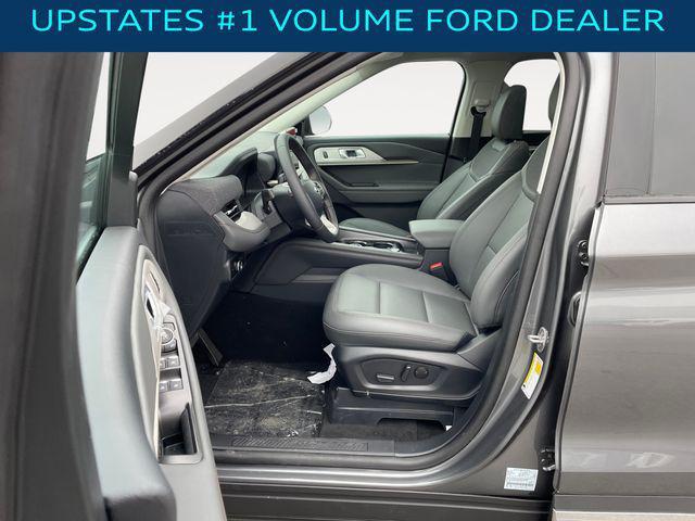 new 2025 Ford Explorer car, priced at $42,500