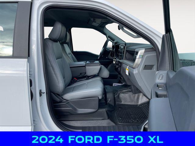 new 2024 Ford F-350 car, priced at $54,000