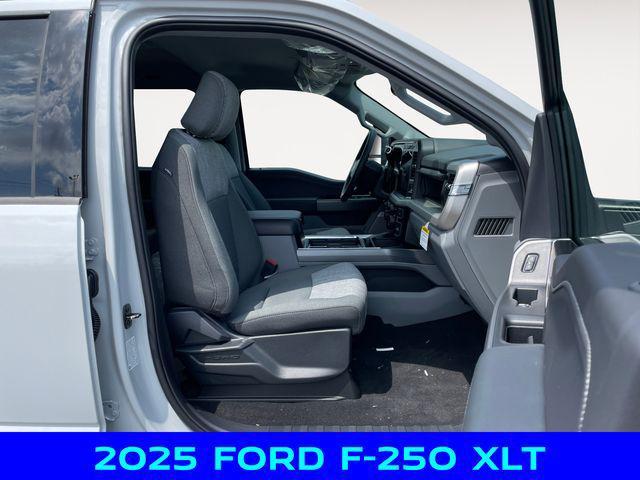 new 2025 Ford F-250 car, priced at $71,500