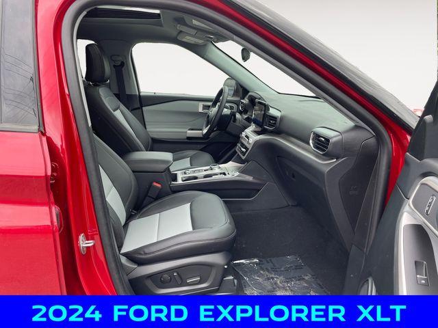 new 2024 Ford Explorer car, priced at $46,000