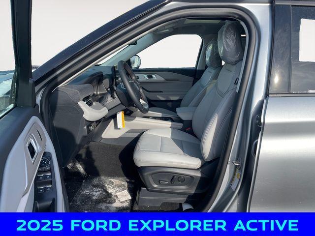 new 2025 Ford Explorer car, priced at $42,000