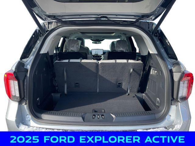 new 2025 Ford Explorer car, priced at $42,000