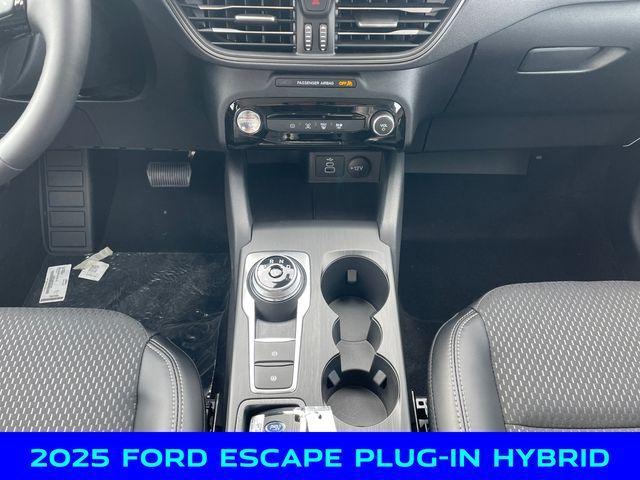 new 2025 Ford Escape car, priced at $32,000