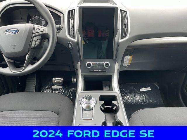 new 2024 Ford Edge car, priced at $31,750