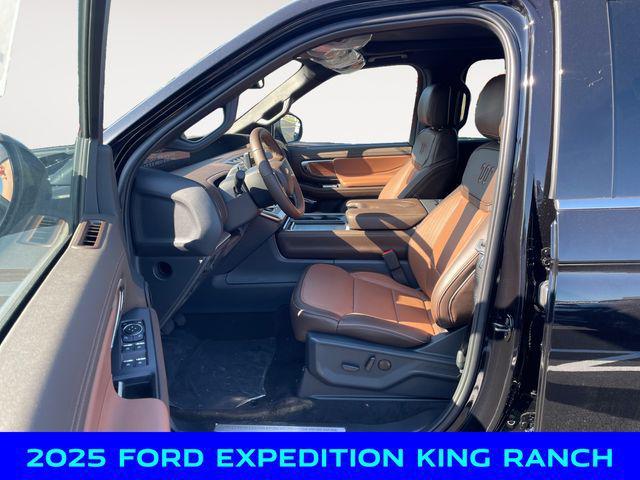 new 2025 Ford Expedition car, priced at $86,000