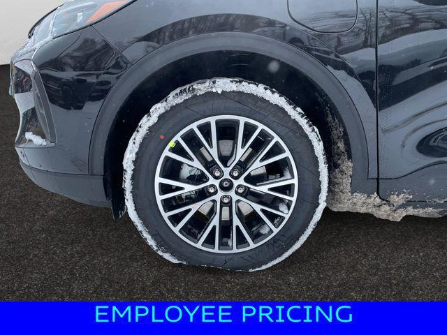 new 2025 Ford Escape car, priced at $39,000