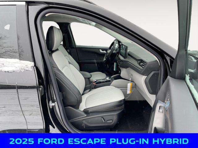 new 2025 Ford Escape car, priced at $44,500