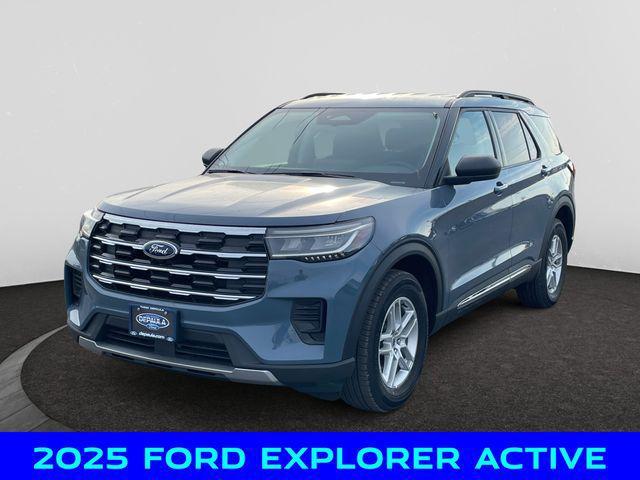 new 2025 Ford Explorer car, priced at $39,750