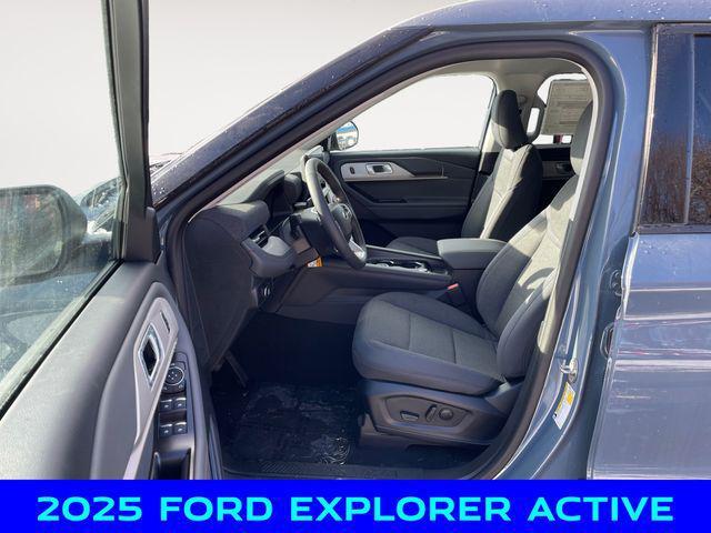 new 2025 Ford Explorer car, priced at $36,000