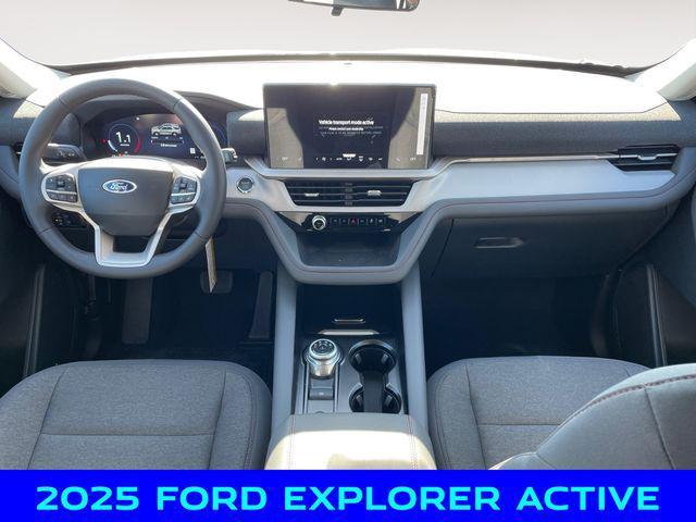 new 2025 Ford Explorer car, priced at $41,000