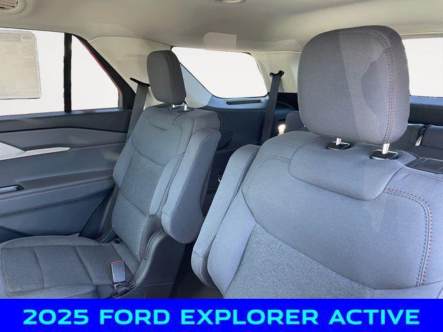 new 2025 Ford Explorer car, priced at $41,000