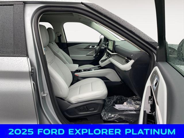 new 2025 Ford Explorer car, priced at $52,500