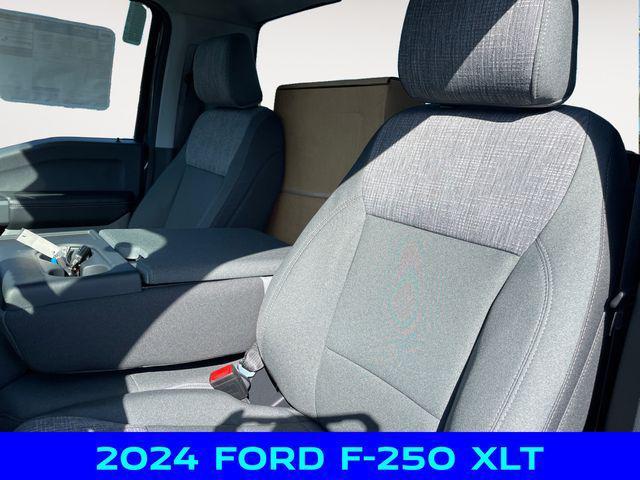 new 2024 Ford F-250 car, priced at $53,000