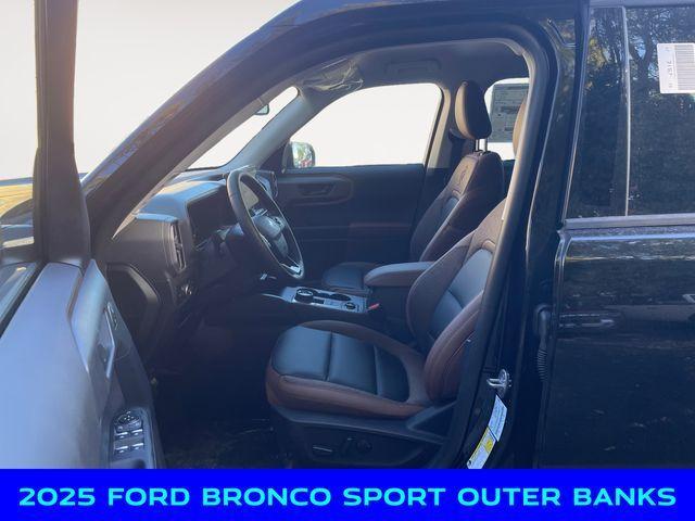 new 2025 Ford Bronco Sport car, priced at $35,000