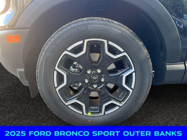 new 2025 Ford Bronco Sport car, priced at $35,000