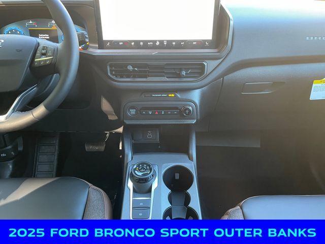 new 2025 Ford Bronco Sport car, priced at $35,000