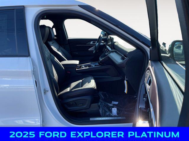 new 2025 Ford Explorer car, priced at $54,750