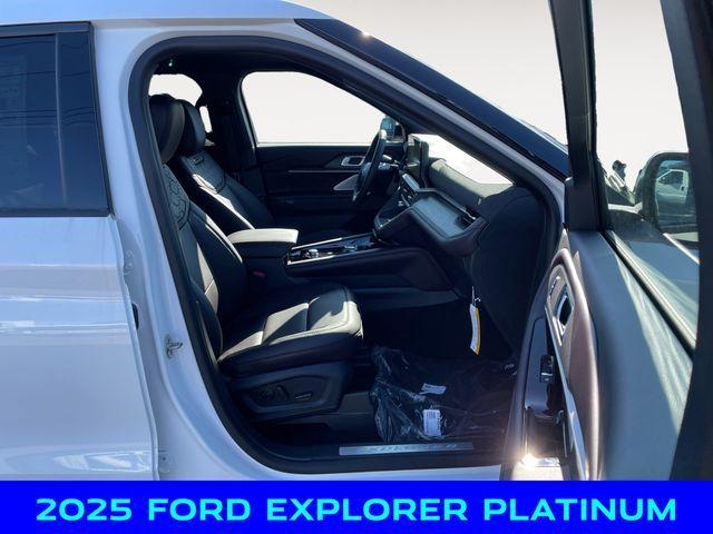 new 2025 Ford Explorer car, priced at $54,250