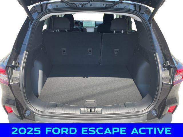 new 2025 Ford Escape car, priced at $29,500