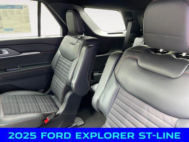 new 2025 Ford Explorer car, priced at $49,250