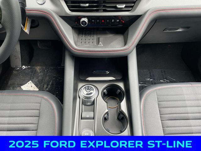 new 2025 Ford Explorer car, priced at $49,250