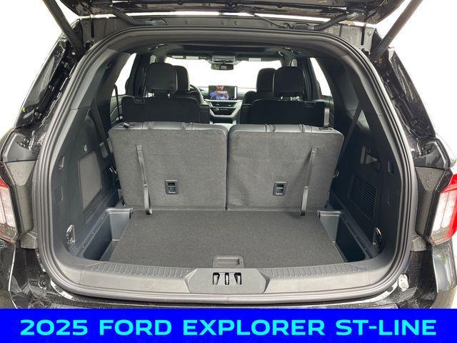 new 2025 Ford Explorer car, priced at $49,250