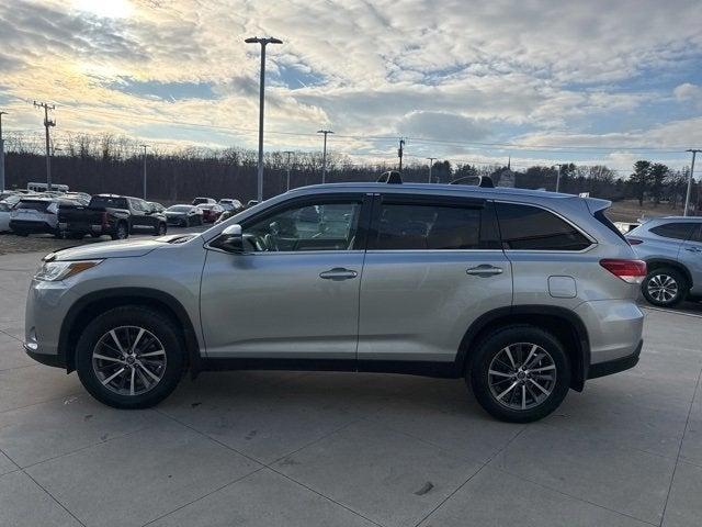 used 2019 Toyota Highlander car, priced at $27,710