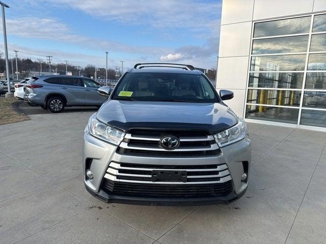 used 2019 Toyota Highlander car, priced at $27,710