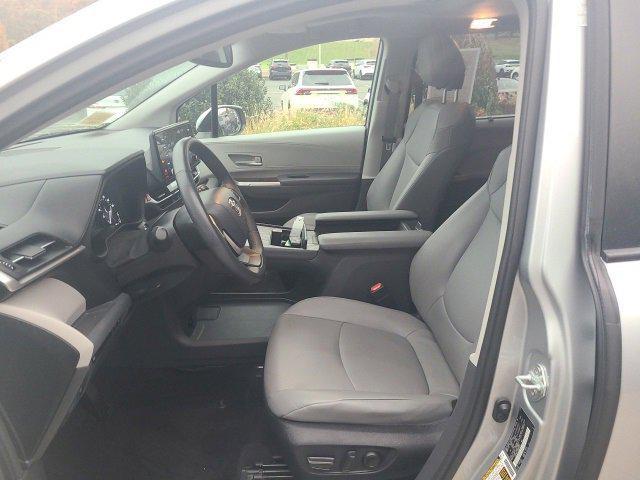 used 2022 Toyota Sienna car, priced at $37,116