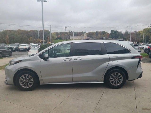 used 2022 Toyota Sienna car, priced at $37,116