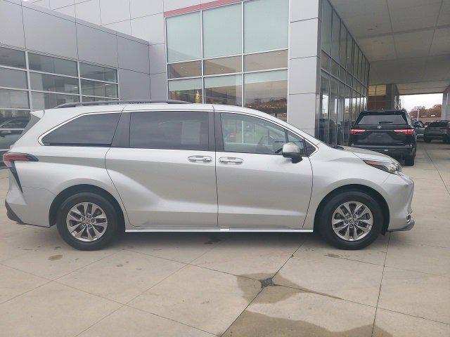 used 2022 Toyota Sienna car, priced at $37,116