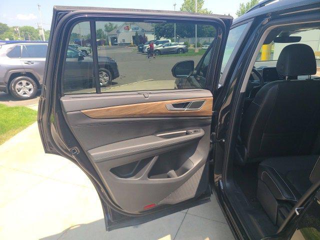 used 2024 Volkswagen Atlas car, priced at $33,199