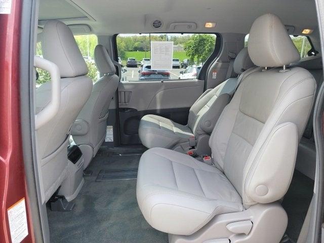 used 2015 Toyota Sienna car, priced at $18,794