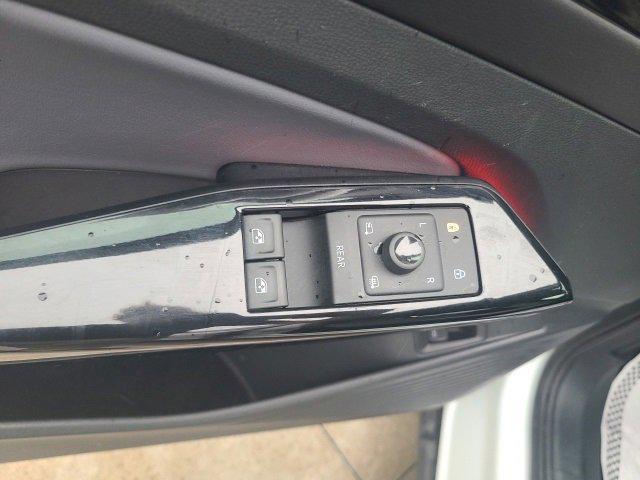 used 2021 Volkswagen ID.4 car, priced at $20,624