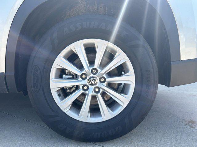 used 2024 Toyota Grand Highlander car, priced at $46,292