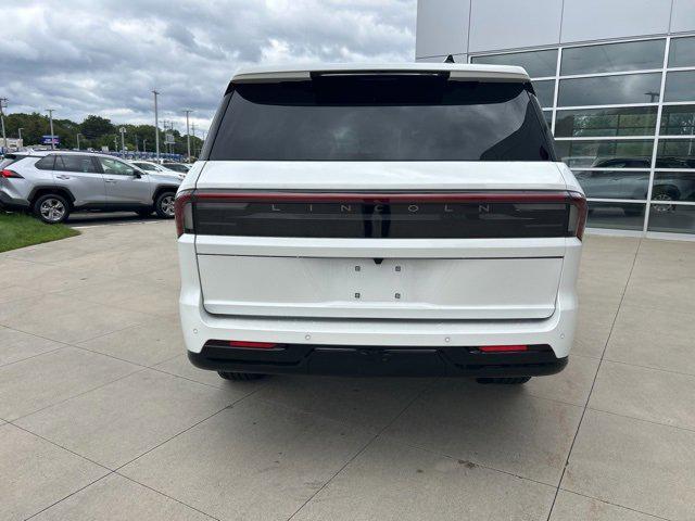 used 2025 Lincoln Navigator car, priced at $97,999