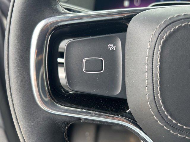 used 2025 Lincoln Navigator car, priced at $97,999
