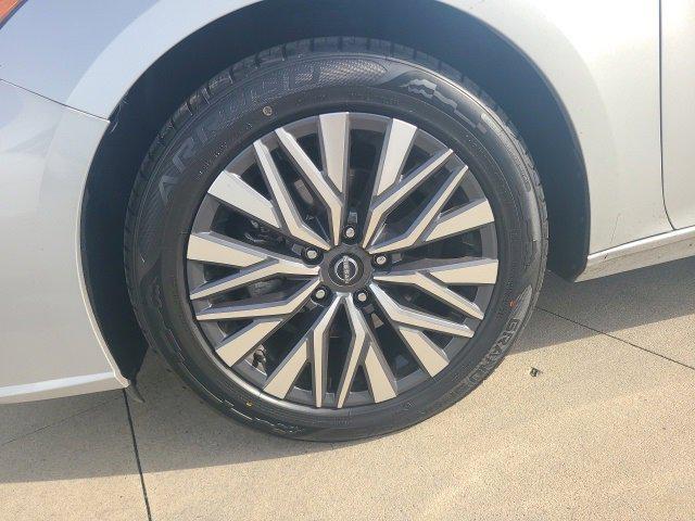 used 2024 Nissan Altima car, priced at $18,782